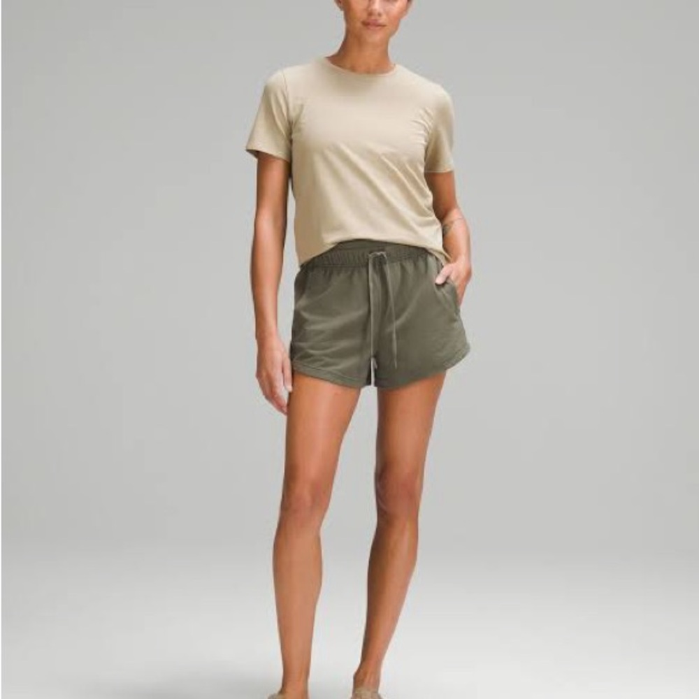 Lululemon Inner Glow High-Rise Short 3”